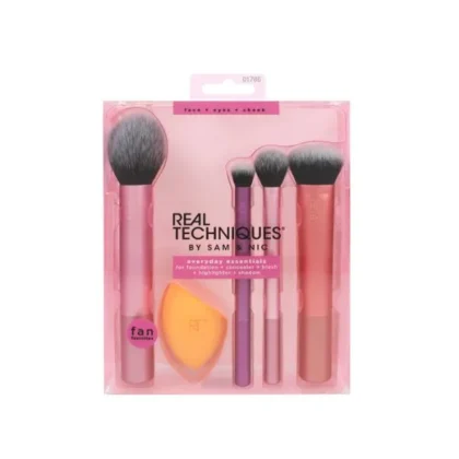 Real Techniques Everyday Essentials 01786